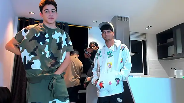 Snapshot of Miguel_bigcock chatting on 16, 1, 2026 Miguel bigcock online show from 16, 1, 2026