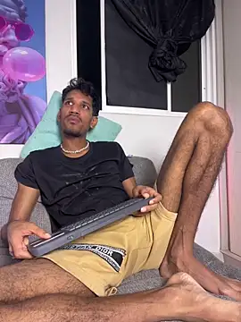 Snapshot of Miguel_bigcock chatting on 20, 3, 2026 Miguel bigcock online show from 20, 3, 2026