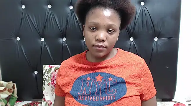 Snapshot of Beyoncex05 chatting on 11, 3, 2025 Beyoncex05 online show from 11, 3, 2025