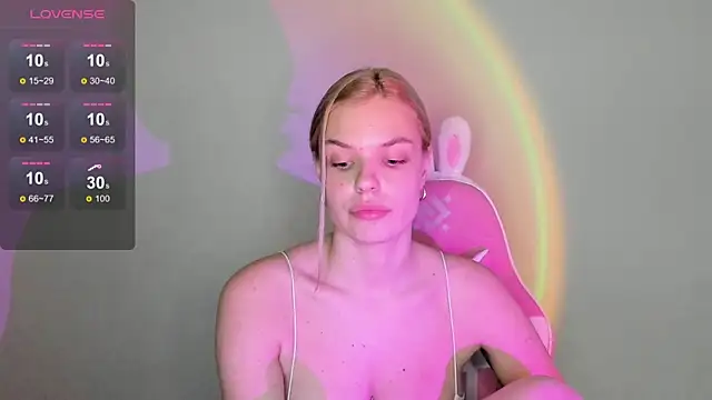 Snapshot of kitty_Cathie chatting on 19, 3, 2025 kitty Cathie online show from 19, 3, 2025