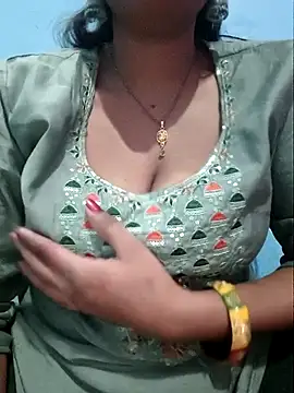 Sexyradha  online show from 8, 4, 2026