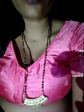 Snapshot of Sexyradha_ chatting on 6, 5, 2026 Sexyradha online show from 6, 5, 2026