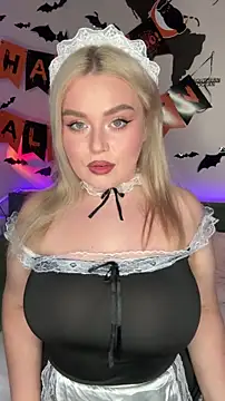 April Vancee online show from 28, 10, 2025