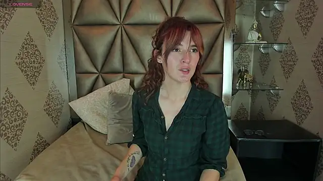 Kitty Velvet  online show from 11, 3, 2025