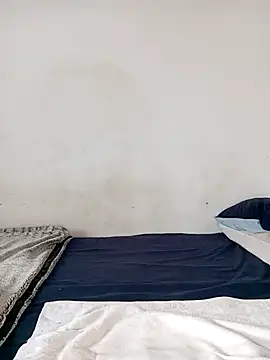 Snapshot of Missvixen81 chatting on 18, 12, 2025 Missvixen81 online show from 18, 12, 2025