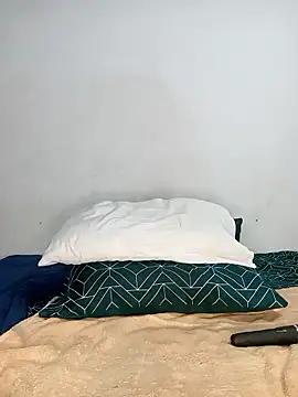 Snapshot of Missvixen81 chatting on 17, 1, 2026 Missvixen81 online show from 17, 1, 2026