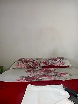 Snapshot of Missvixen81 chatting on 18, 2, 2026 Missvixen81 online show from 18, 2, 2026