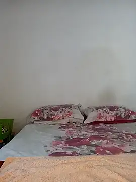 Snapshot of Missvixen81 chatting on 3, 3, 2026 Missvixen81 online show from 3, 3, 2026