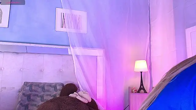 Snapshot of Emily_Castillo_1 chatting on 7, 1, 2026 Emily Castillo 1 online show from 7, 1, 2026