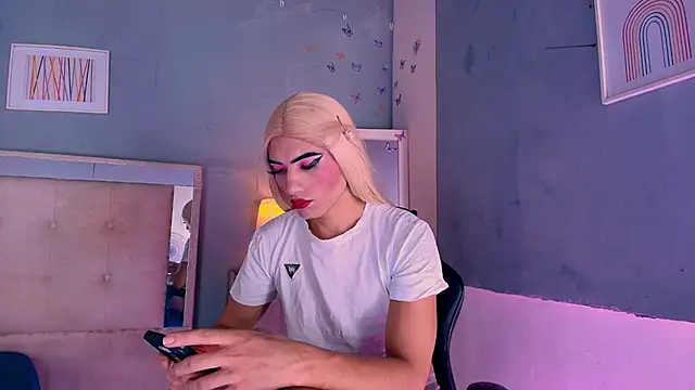 Emily Castillo 1 online show from 1, 7, 2026