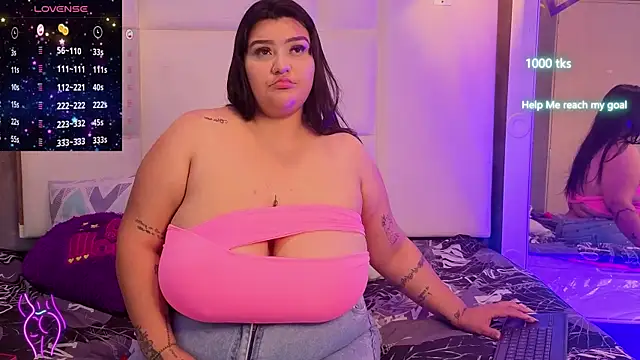 Snapshot of Jazmin_bigboobs_1 chatting on 28, 6, 2026 Jazmin bigboobs 1 online show from 28, 6, 2026
