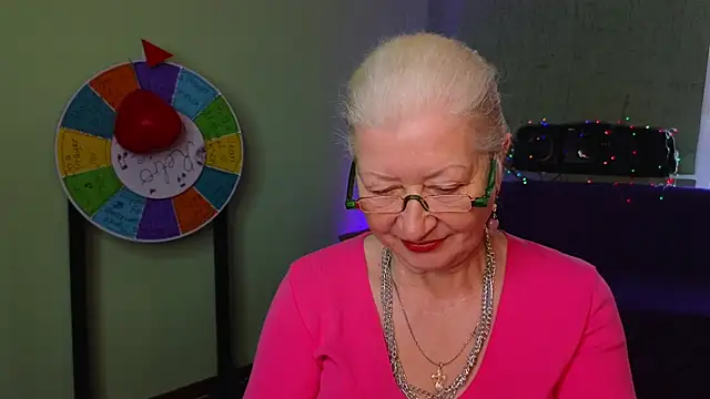 Maya Mayflower online show from 15, 3, 2025