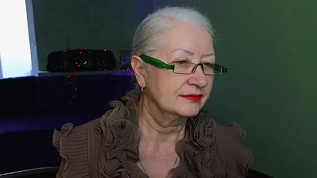 Maya Mayflower online show from 19, 3, 2025