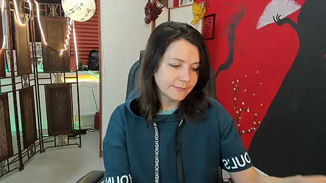 NicoleHitman online show from 19, 3, 2025