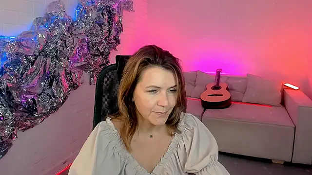 NicoleHitman online show from 19, 9, 2025