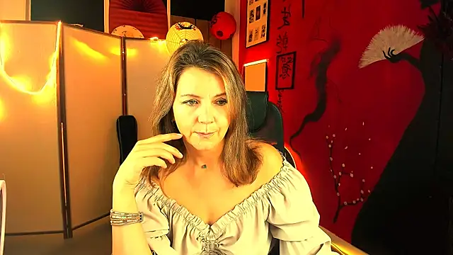 NicoleHitman online show from 14, 10, 2025
