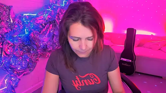 NicoleHitman online show from 3, 12, 2025