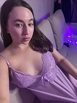 Snapshot of AlisaQSky chatting on 24, 10, 2025 AlisaQSky online show from 24, 10, 2025