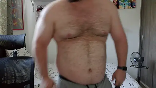 Snapshot of Edmund98 chatting on 9, 2, 2026 Edmund98 online show from 9, 2, 2026