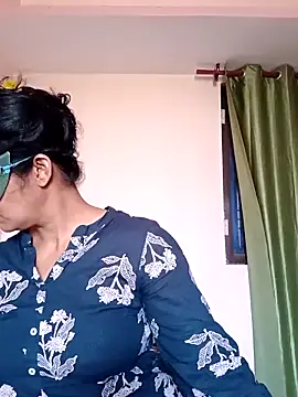 Ronak kaur online show from 19, 4, 2026