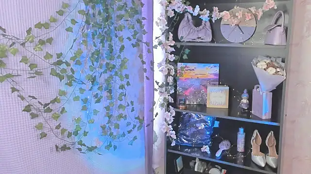 MelissaMillton online show from 6, 3, 2025