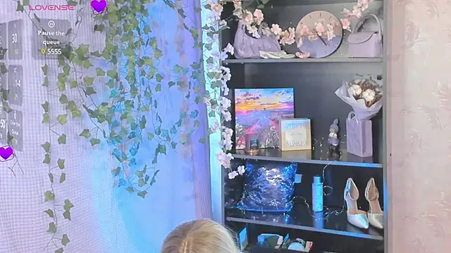 MelissaMillton online show from 11, 3, 2025