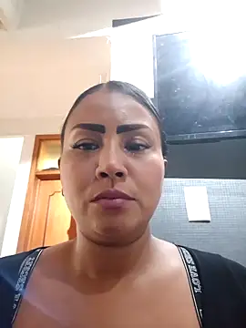 Ariana Rodriguez online show from 6, 3, 2025