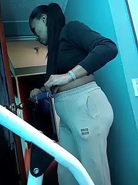 Ariana Rodriguez online show from 15, 12, 2025