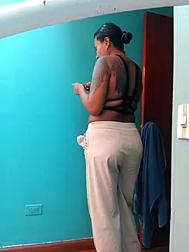 Ariana Rodriguez online show from 12, 4, 2026