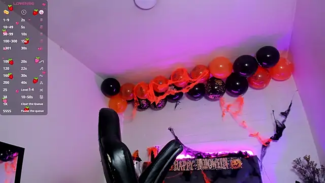 Ayliinn  online show from 24, 10, 2025