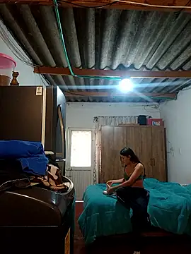 Valen Person online show from 25, 10, 2025