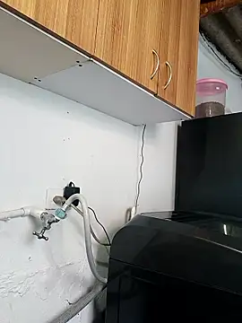 Valen Person online show from 19, 11, 2025