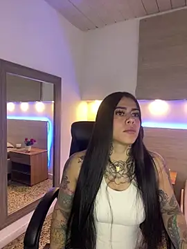 Cristal Velle online show from 12, 9, 2025