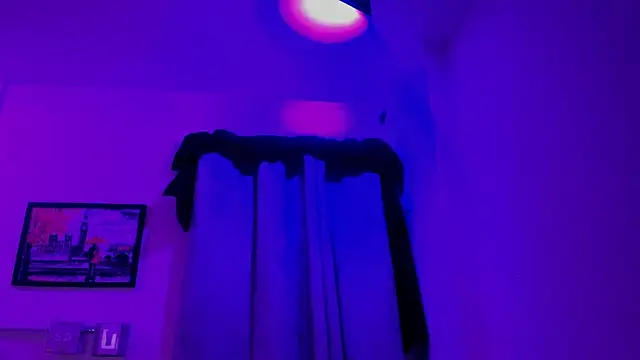 Liz ortega30 online show from 21, 4, 2026