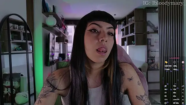 Snapshot of Saraa_Desiree chatting on 1, 6, 2026 Saraa Desiree online show from 1, 6, 2026