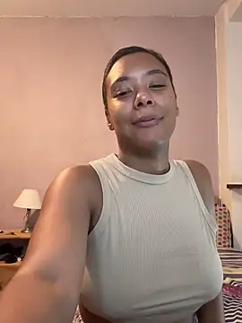 Snapshot of Melia_Rayne chatting on 3, 10, 2025 Melia Rayne online show from 3, 10, 2025