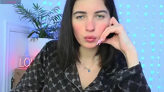 neferutt online show from 19, 1, 2026