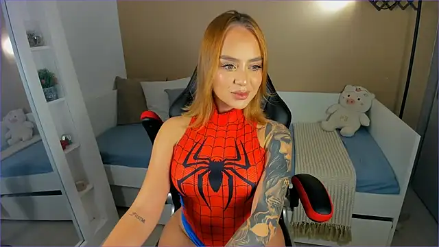 ValentinaMilann online show from 5, 10, 2025