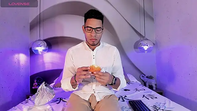 ETHAN DRAVEN online show from 23, 9, 2025