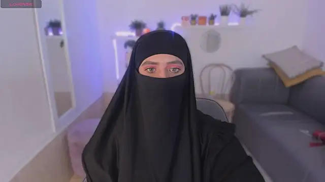 Snapshot of salma_arabicc chatting on 10, 10, 2025 salma arabicc online show from 10, 10, 2025