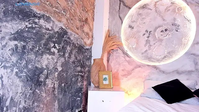 SarahLynn7 online show from 24, 3, 2026