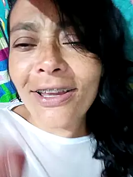 Snapshot of sarayulith chatting on 29, 4, 2026 sarayulith online show from 29, 4, 2026