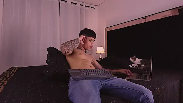 ErosKhaos online show from 8, 10, 2025