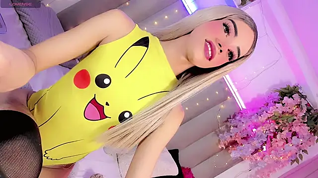 Snapshot of Nina_Keyli chatting on 2, 7, 2026 Nina Keyli online show from 2, 7, 2026