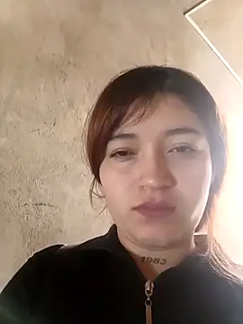 Karina Leon online show from 24, 11, 2025