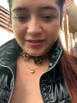 Karina Leon online show from 13, 12, 2025