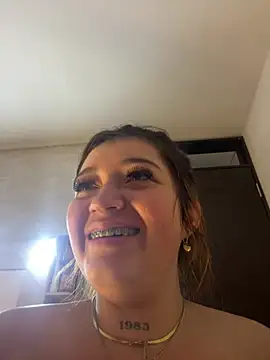 Karina Leon online show from 2, 7, 2026