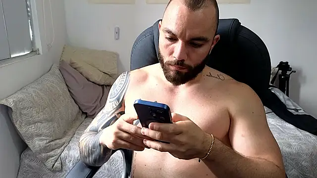 Isaac Carter online show from 8, 2, 2026