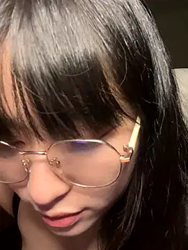 Snapshot of 214Jun chatting on 9, 10, 2025 214Jun online show from 9, 10, 2025