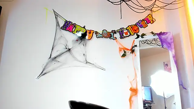 Snapshot of Alexa_Bravva chatting on 1, 11, 2025 Alexa Bravva online show from 1, 11, 2025